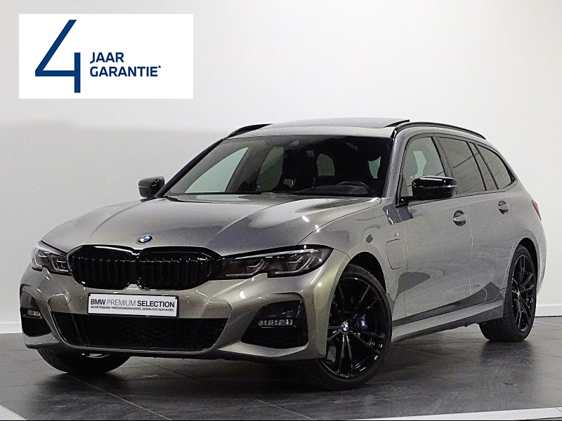 BMW 330e Touring M Sportpakket - A&M Halen