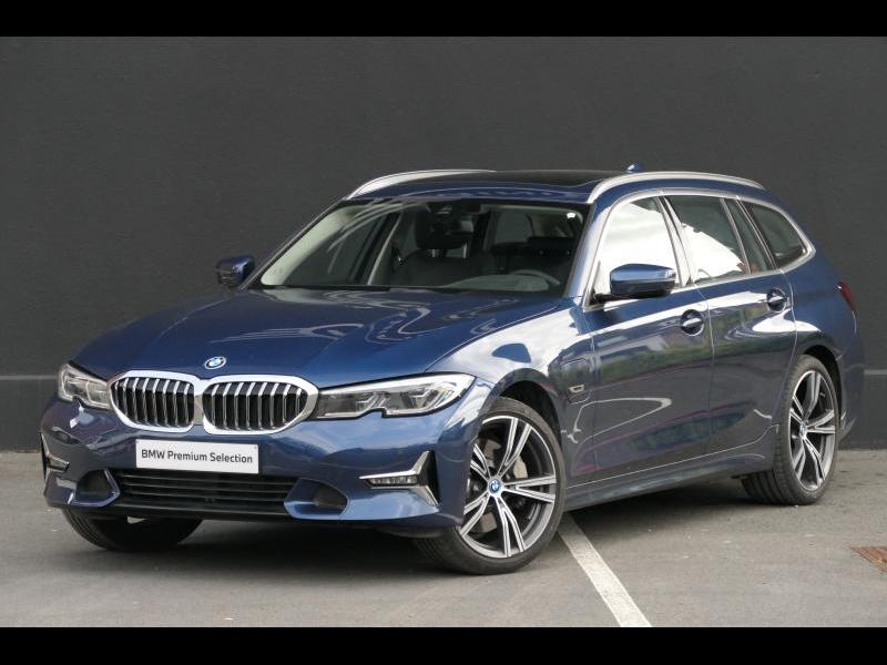 BMW 330e xDrive Touring Luxury Line - Dejonckheere Tournai